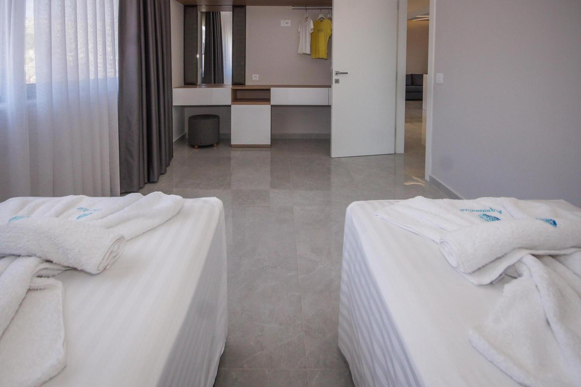Aquamarine Luxury Suites Αρχάγγελος Εξωτερικό φωτογραφία