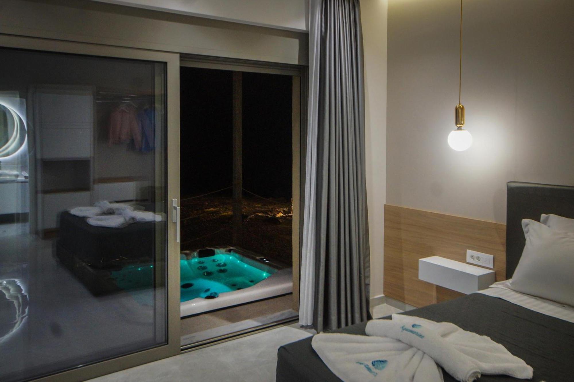 Aquamarine Luxury Suites Αρχάγγελος Εξωτερικό φωτογραφία