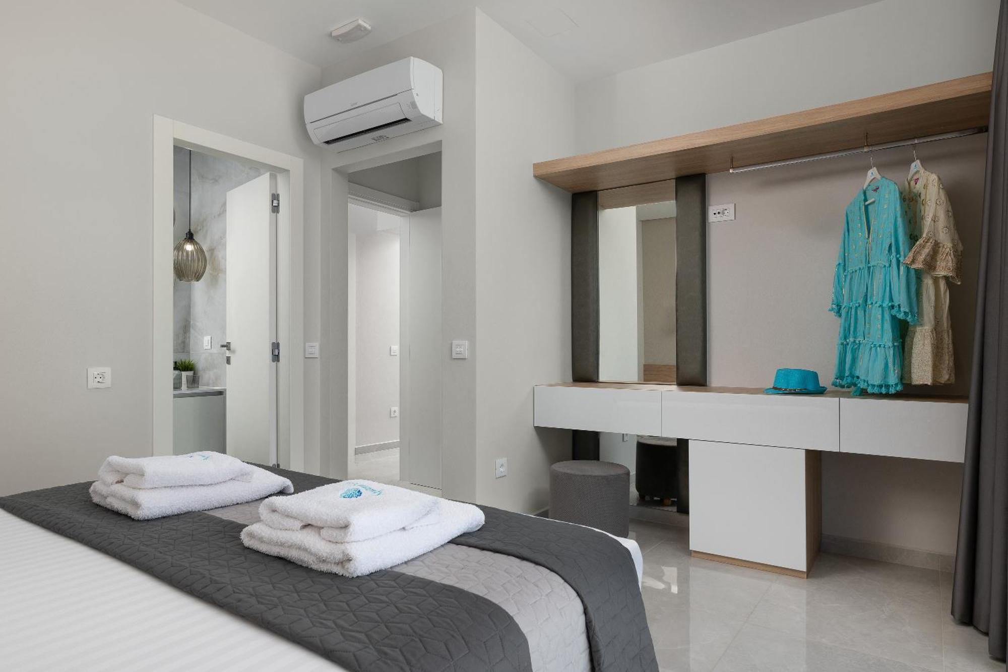 Aquamarine Luxury Suites Αρχάγγελος Εξωτερικό φωτογραφία